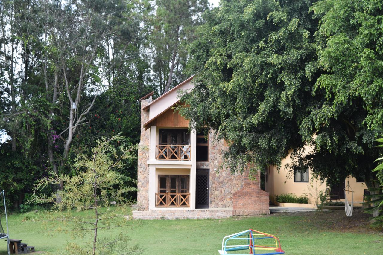 Hotel Rancho Constanza & Cabanas De La Montana Экстерьер фото
