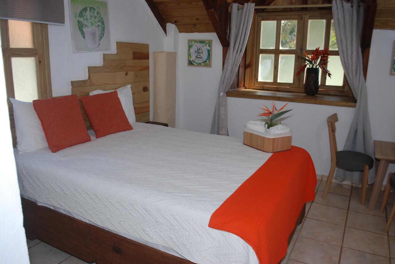 Hotel Rancho Constanza & Cabanas De La Montana Экстерьер фото