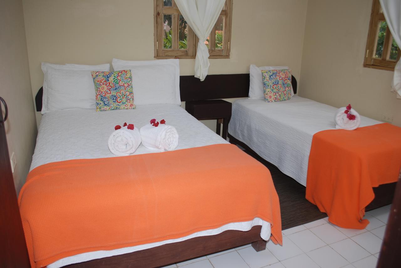 Hotel Rancho Constanza & Cabanas De La Montana Экстерьер фото