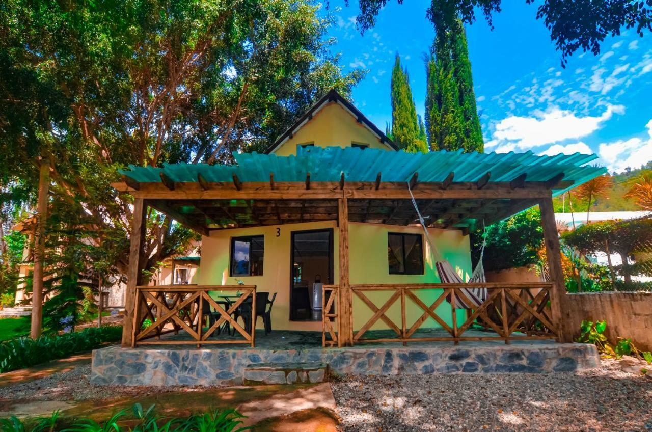 Hotel Rancho Constanza & Cabanas De La Montana Экстерьер фото